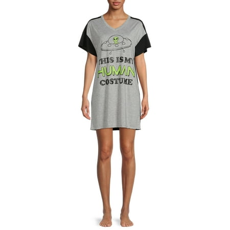 

Way to Celebrate Women s and Women s Plus Alien License Halloween Sleepshirt