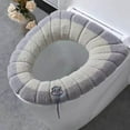 thumbnail image 1 of Fiudx Cojín para Asiento de Inodoro, Fibra Acrílica Suave y Gruesa, Diseño Lavable y Flexible, Cómodo y Cálido, Higiénico y Versátil, Fácil de Instalar, Tamaño 44 X 36 Cm., 1 of 2