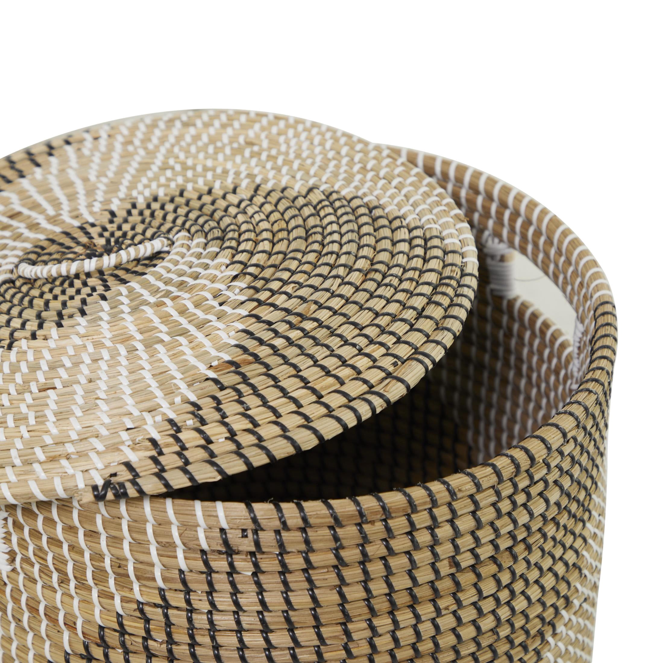 DecMode 19", 17"H Brown Seagrass Handmade Two Toned Storage Basket with Matching Lids, 2-Pieces