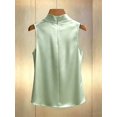 thumbnail image 3 of Blusa Sin Mangas De Satén Verde Con Cuello Plisado Y Escote Hueco, 3 of 30