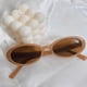 thumbnail image 5 of Gafas de Sol Ovaladas Retro Laurinny de los 90 con Protección UV400 para Mujeres y Hombres, 5 of 8
