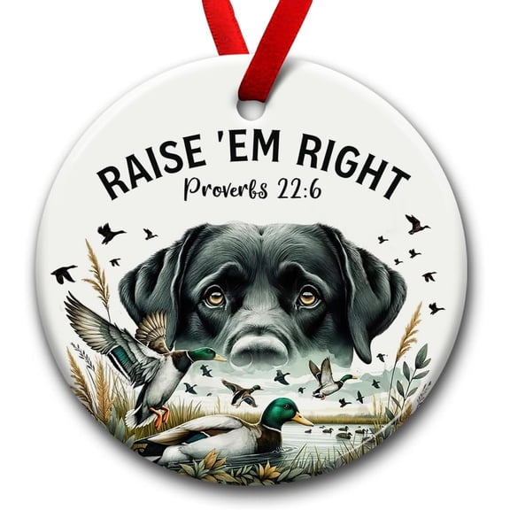Duck Hunter Ornament, Hunting Dog Tree Decor, Christmas Decorative Ornaments, Outdoor Activity Theme Gifts for Men & Wildlife Lovers, Gift for Hunting Enthusiast
