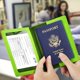 thumbnail image 3 of Combo de porta pasaporte y tarjeta de vacunas Kunmingshisd con ranura para tarjeta de vacunas, billetera para pasaporte, funda para pasaporte, estuche para pasaporte, porta pasaporte para mujeres y ho, 3 of 5