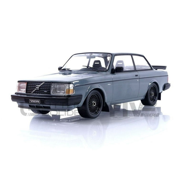 AUTOart Volvo 240 Turbo 1/18 Scale Model Car - Plain Body