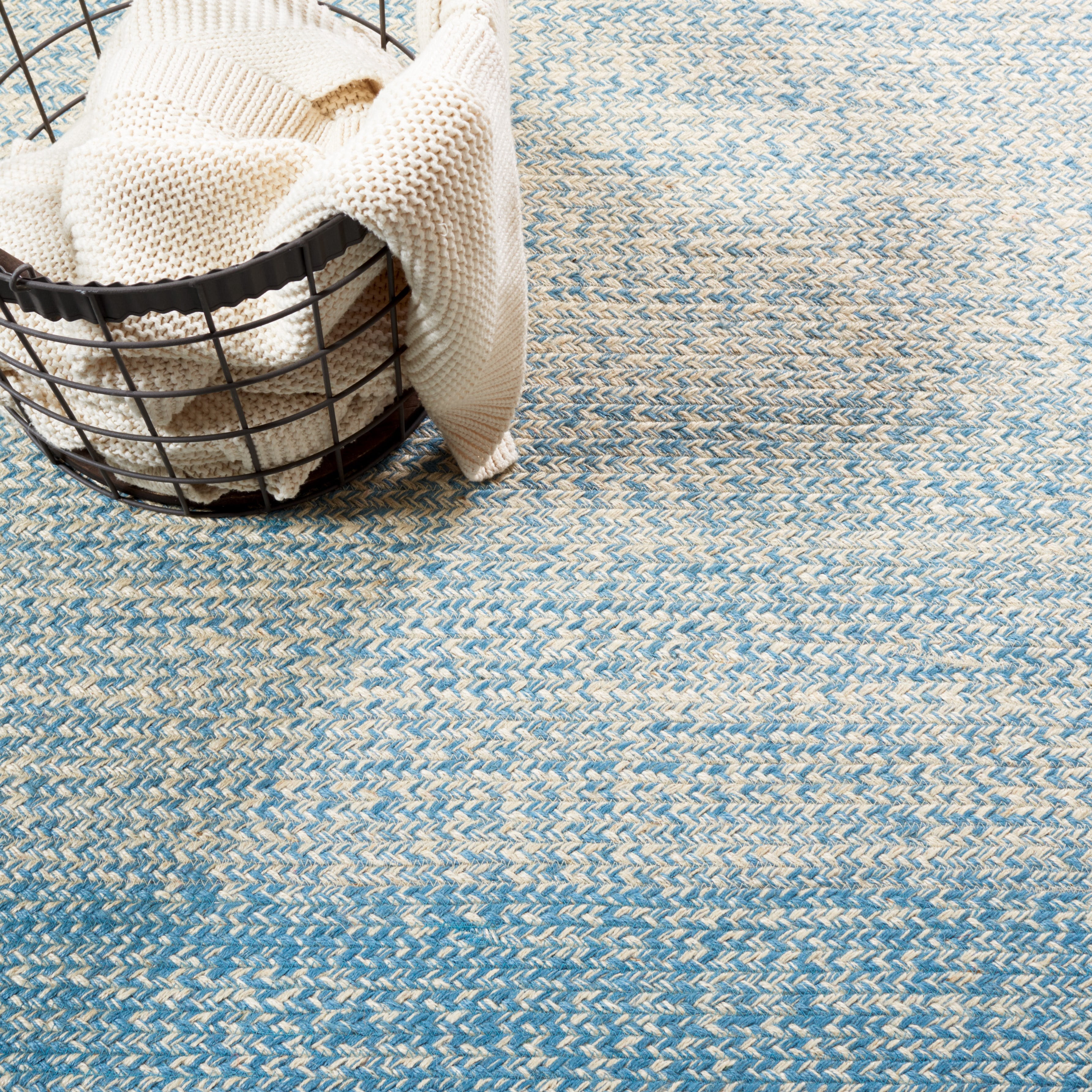 SAFAVIEH Natural Fiber Arda Gradient Runner Rug, Natural/Light Blue, 2'3" x 8'