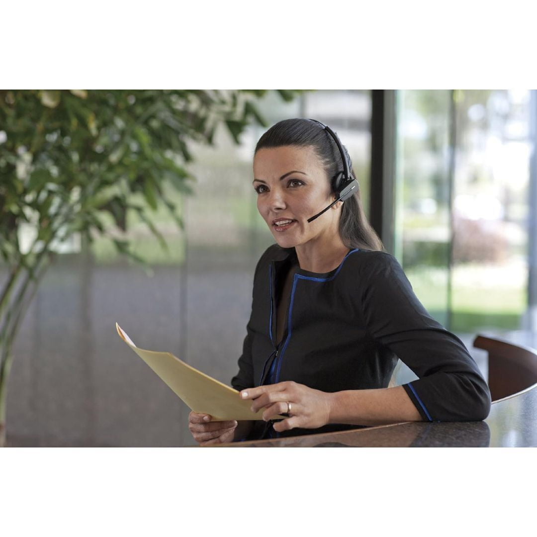 Plantronics CS540 Lightweight Monaural Headset with Wireless Connectivity Technology