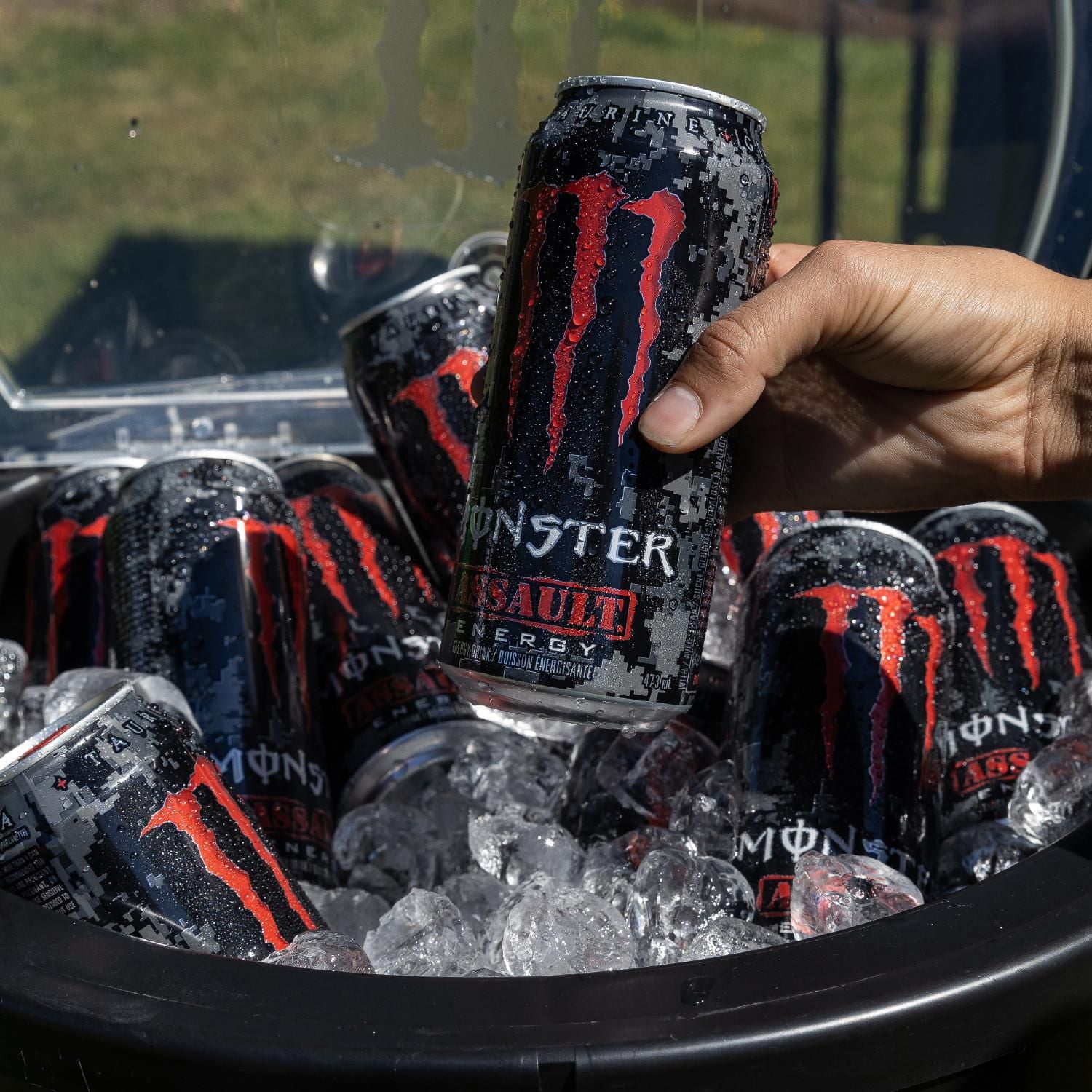 MONSTER ENERGY Assault, 473mL, Can