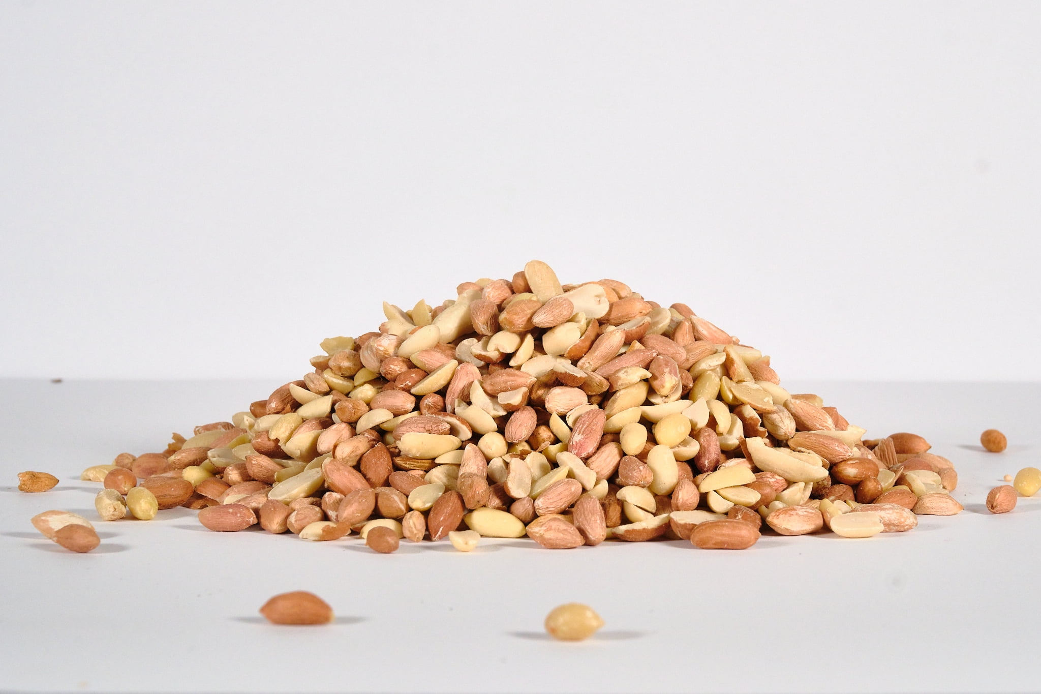 Vibrant Life Wild Bird Food Peanuts 2kg