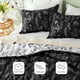 thumbnail image 3 of Juego de edredón Bedsure de tamaño completo negro con estampado floral, 3 of 7