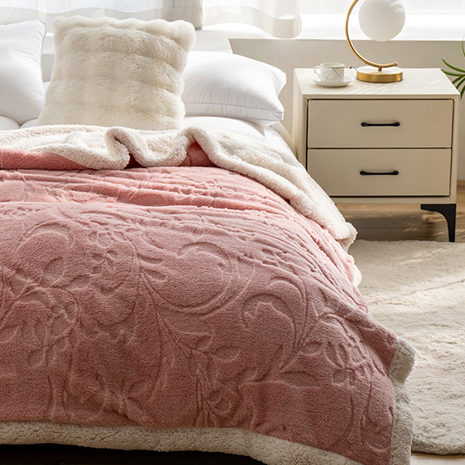weibbin Sherpa Bed Blanket, Ultra Soft Throw Blanket for All Season, Cozy Plush Floral Fleece Blanket for Bedroom Living Room Dorm Hostel Sofa Camping 39.37x27.56in