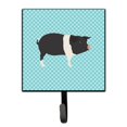 thumbnail image 1 of "Treasures Hampshire Pig Blue Check Gancho de pared, pequeño, multicolor" Caroline's Treasures BB8113SH4, 1 of 1