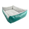 thumbnail image 3 of Cama para Perro Fantasy Ruz Rectangular Bicolor Mediana, 3 of 4