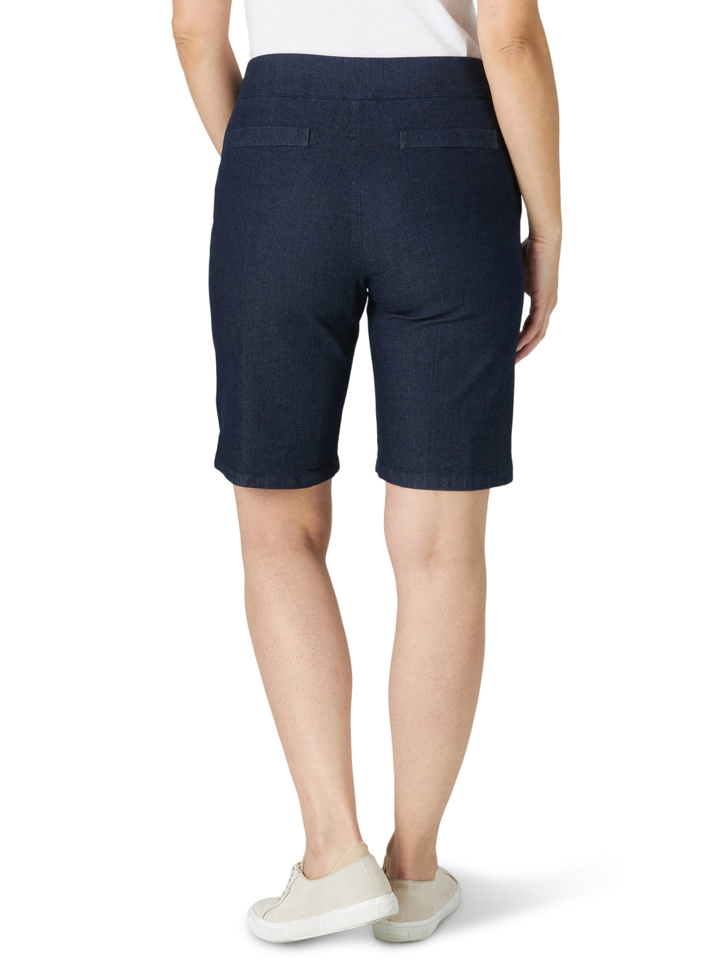 Chic Women's Classic Collection Relaxed Fit Flat Bermuda Short