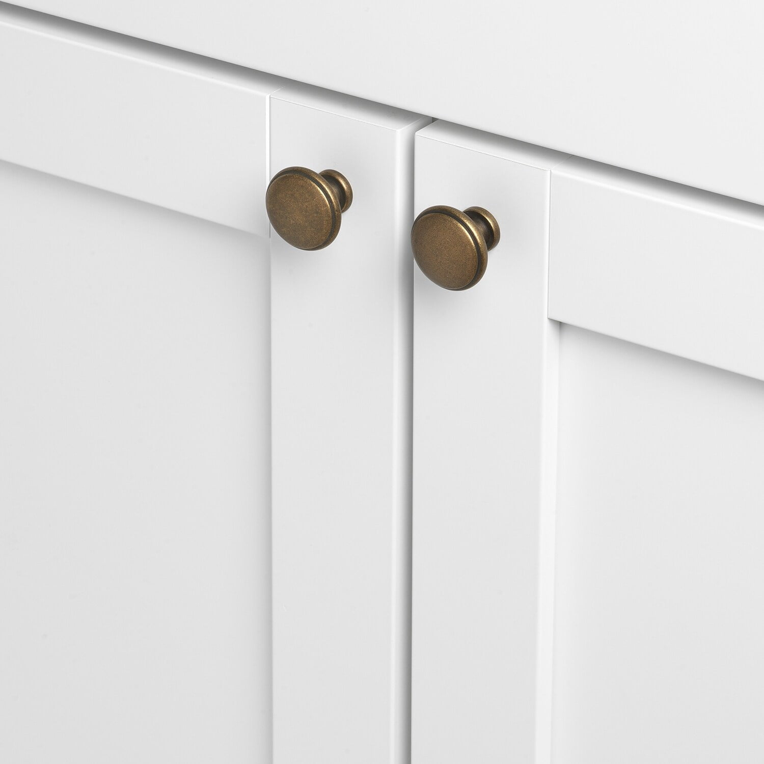 GlideRite 1.125 in. Round Ring Classic Cabinet Knobs, Antique Brass, Pack of 25