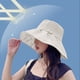 thumbnail image 3 of Sombrero de pescador ajustable con circunferencia de 55-58 cm, sombrero de ala grande para mujer, protector solar, sombrero plegable con encaje de perlas, 3 of 5