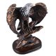 thumbnail image 2 of Estatua de águila de resina de estilo retro con ricos detalles, pintura bronceada, base estable, figura de águila patriótica para oficina, familia y cafetería., 2 of 14