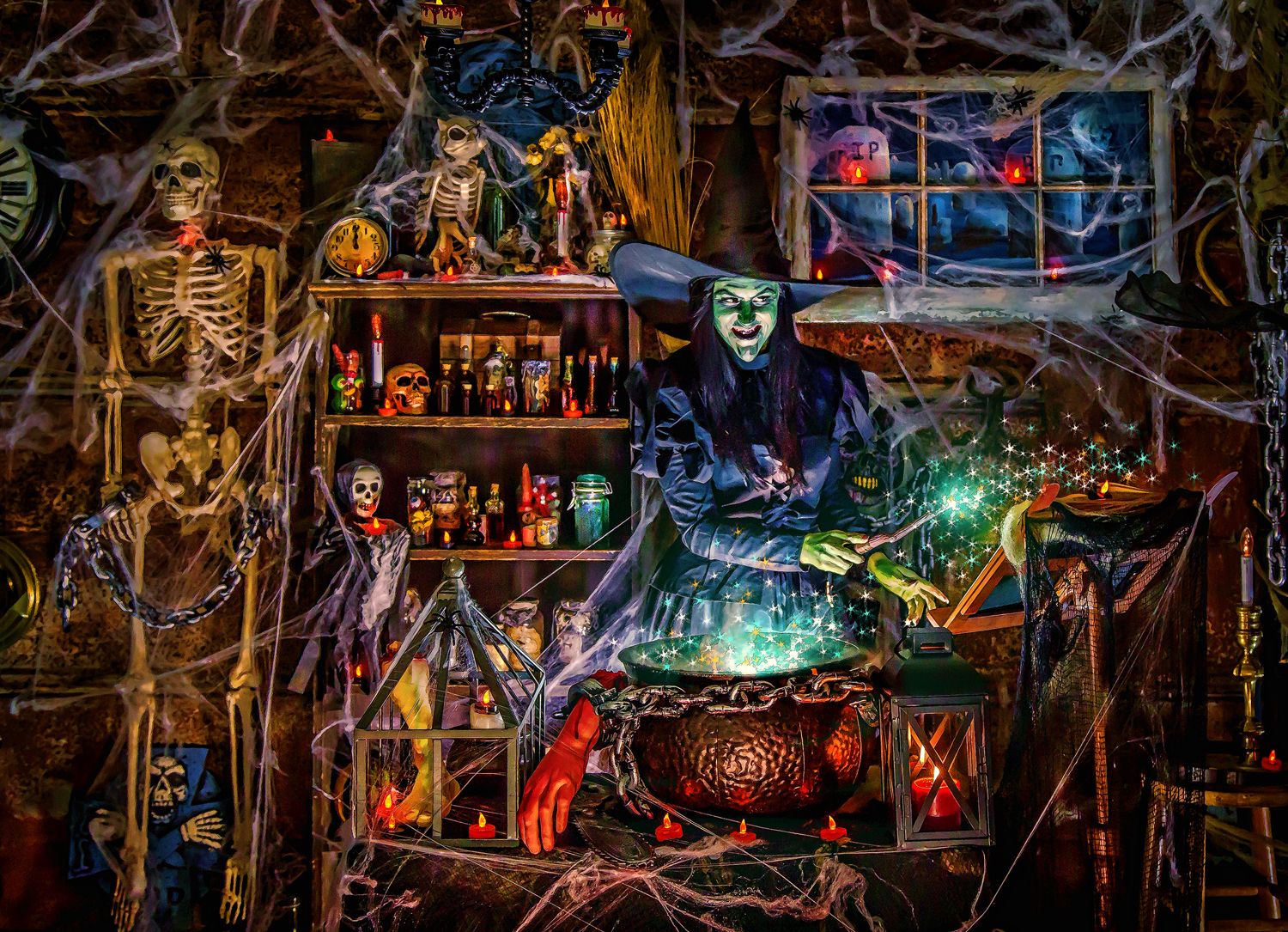 Vermont Christmas Company Witches Brew - 1000 Piece Jigsaw Puzzle