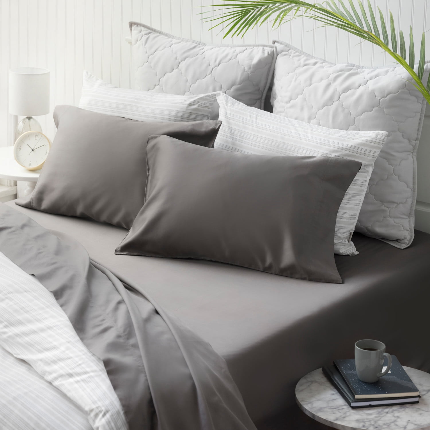 Martha Stewart Emerson 250TC 100 Egyptian Cotton, Sateen Queen Sheet