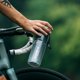 thumbnail image 5 of Pava Botella de agua aislada para bicicleta de montaña, sin BPA, para ciclismo y deportes, botella exprimible con cubierta antipolvo, 5 of 7