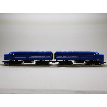 Lionel U.S. Marine Corps Legacy FA-2 AA Diesel LOCOMOTIVES O Gauge 2333050