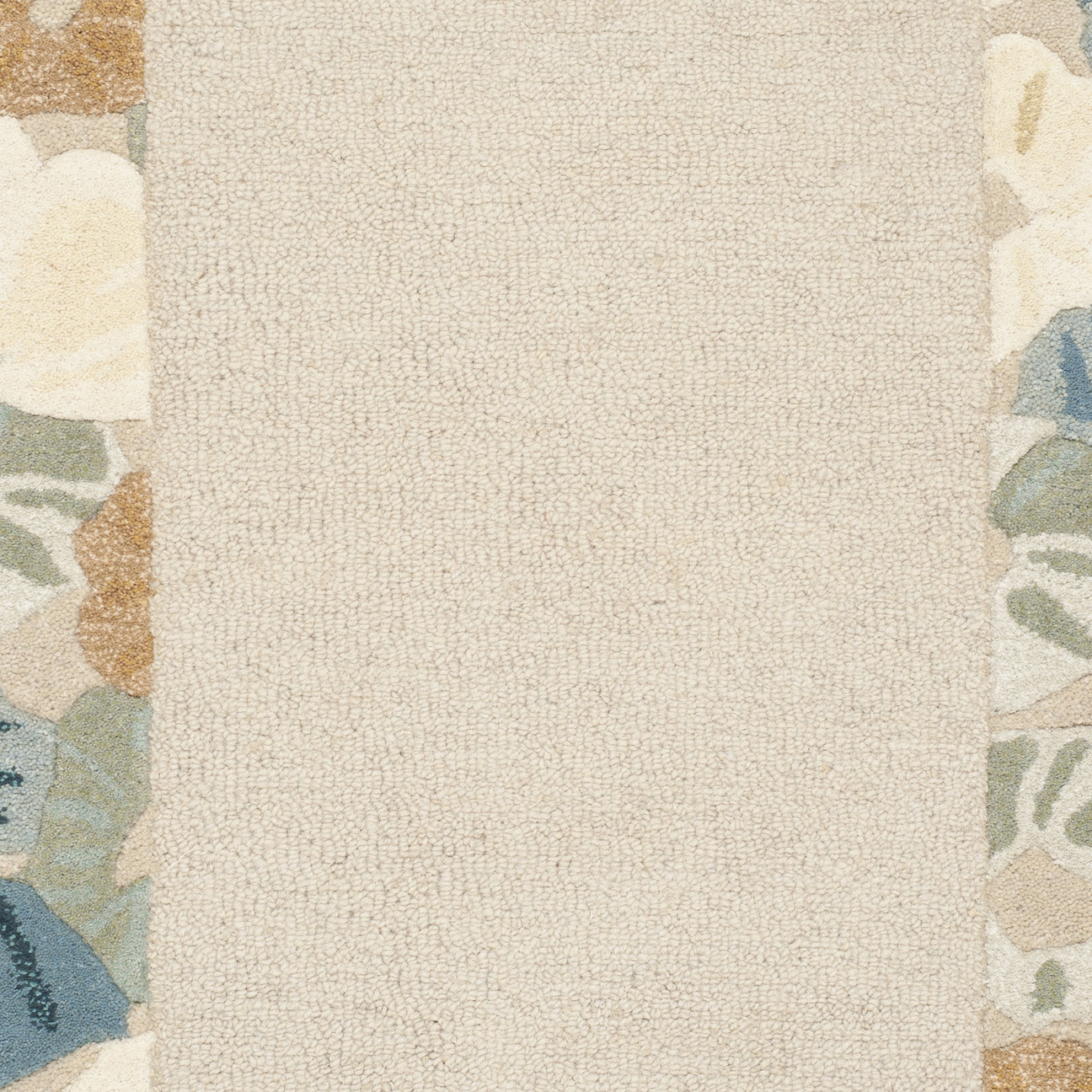 SAFAVIEH Martha Stewart Poppy Floral Border Area Rug, Cornucopia Beige, 4' x 6'
