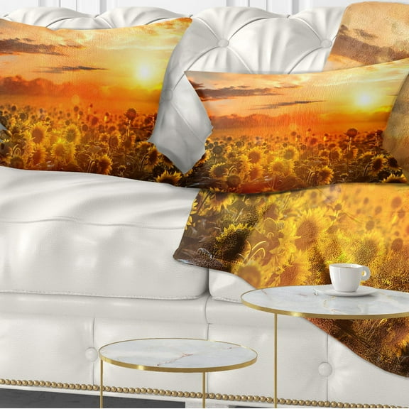 Designart Yellow Sunset over Sunflowers - Floral Throw Pillow - 12x20