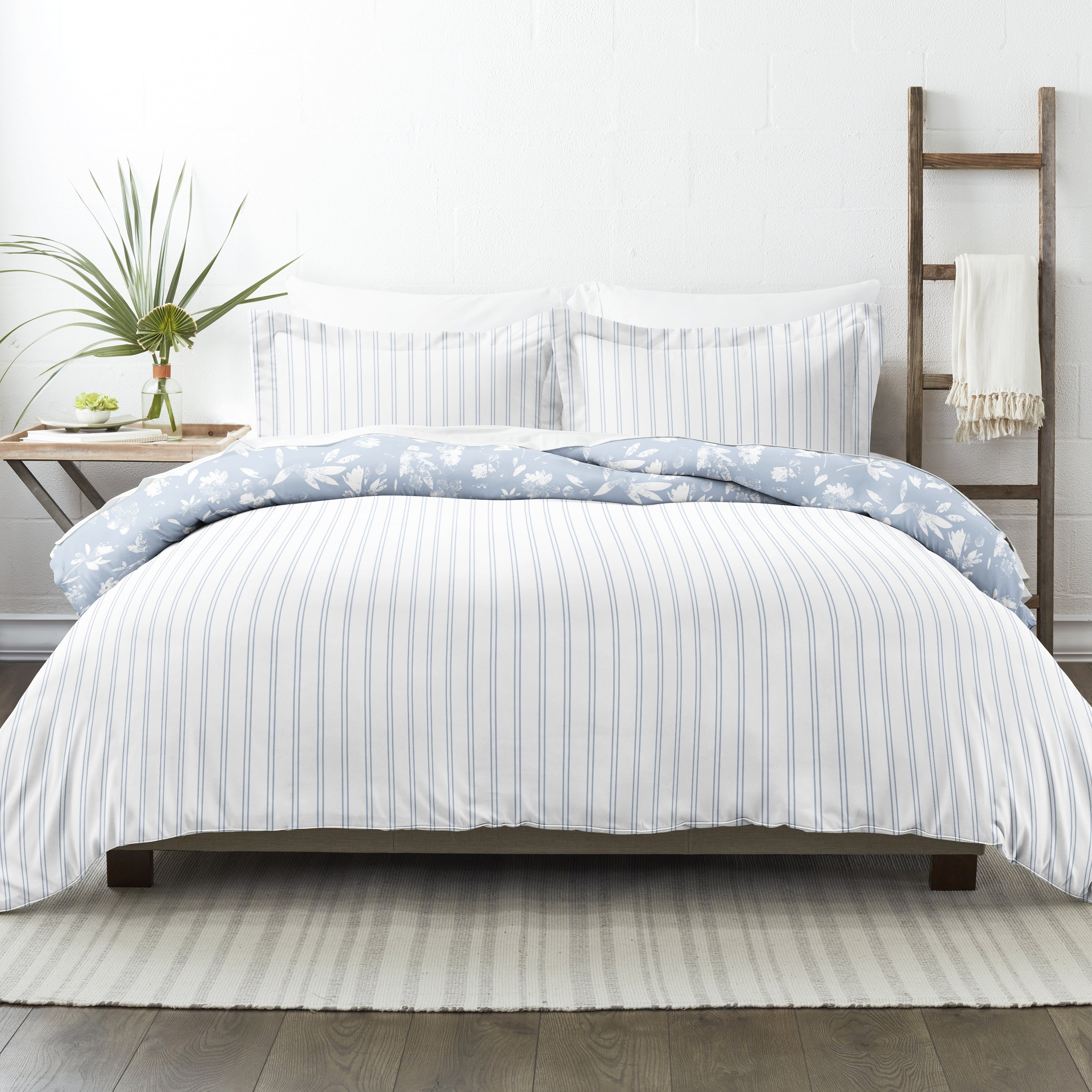 Noble Linens Blue Reversible Country Home Print 3-Piece Duvet Cover Set, Full/Queen
