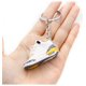 thumbnail image 3 of LLavero de zapatillas de deporte, adorno de bolso de pareja, Mini zapatos de baloncesto estéreo 3D, llavero colgante de coche, 3 of 5
