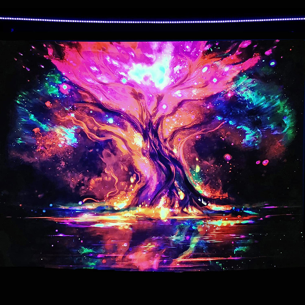 Welliumy Wall Hanging Black Light Tapestry Trippy Tapestries Dorm Room