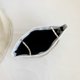 thumbnail image 3 of Bolso de compras de cuero de PU acolchado con patrón de celosía de monedero informal para mujer (blanco), 3 of 9
