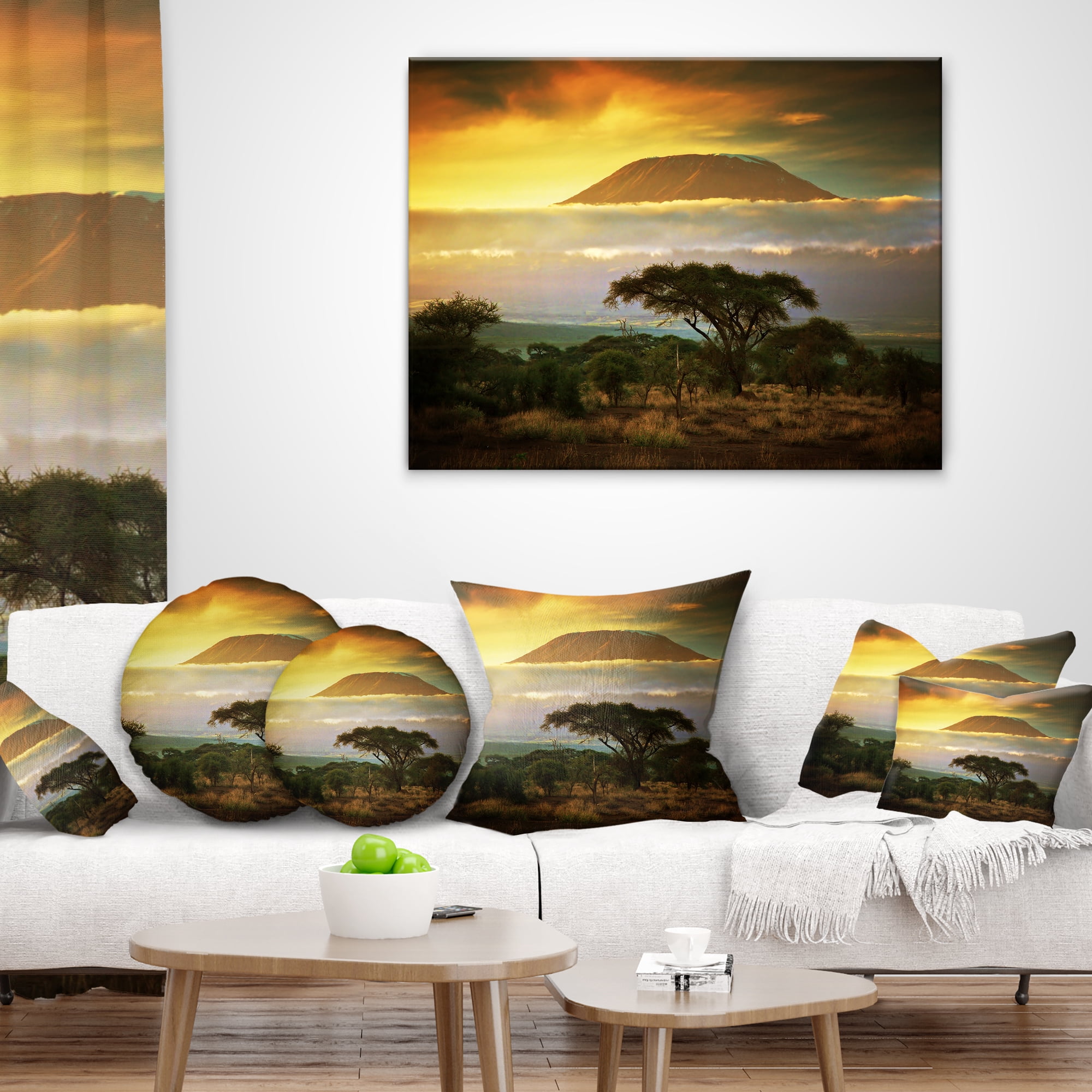 Designart Mount Kilimanjaro - Photography Landscape Printed Throw Pillow - 18x18