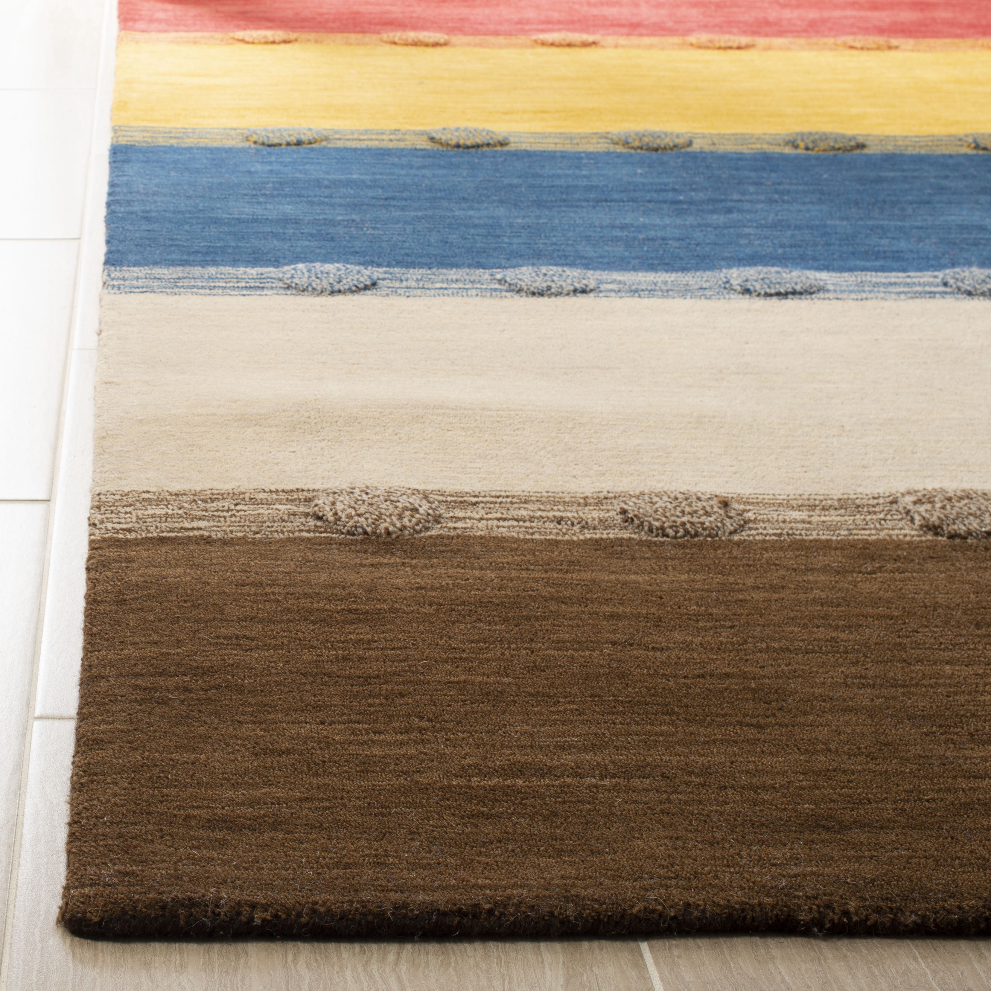 Safavieh Himalaya Caelestinus Solid Wool Area Rug, Beige/Multi, 6' x 6' Square