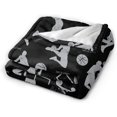 thumbnail image 3 of Mantas deportivas Baskground para todas las estaciones, manta polar ultra suave y cálida para baloncesto, para el hogar, cama, sofá, sillón, viajes al aire libre, camping, 50 x 40 pulgadas, 3 of 8