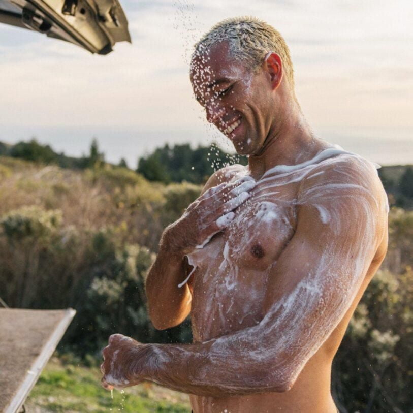 Gel douche pour homme Every Man Jack - Bois de santal 500ML | Gel douche pour homme qui hydrate la peau sensible; dérivé naturellement et sans cruauté envers les animaux Gel douche pour homme