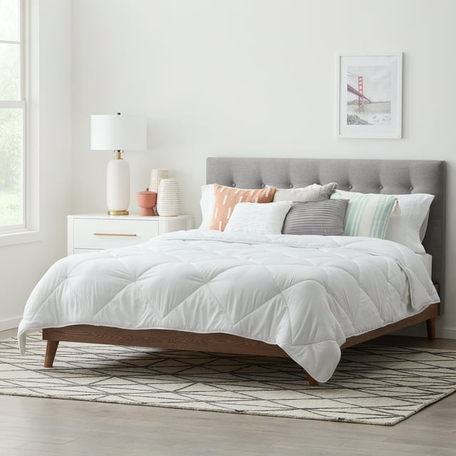 HomeStay Hypoallergenic Down Alternative Microfiber Comforter, Medium Warmth, All Season, Diamond Stitched