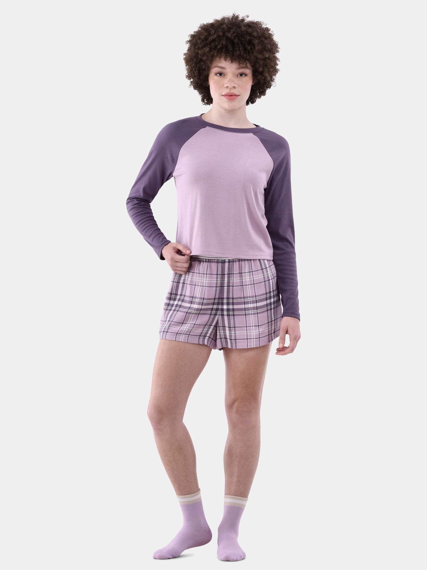 No Boundaries Long Sleeve Tee and Flannel Shorts Pajama Set, 2-Piece, Women’s and Women’s Plus