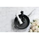 thumbnail image 4 of Set de molinillos de sal y pimienta Le Creuset, blanco y negro, 20 cm, 4 of 5