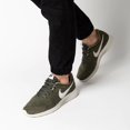 thumbnail image 4 of Tenis Nike Tanjun SE para Hombre 844887-303  esmeralda 27.5 Nike 844887-303 TANJUN SE, 4 of 9