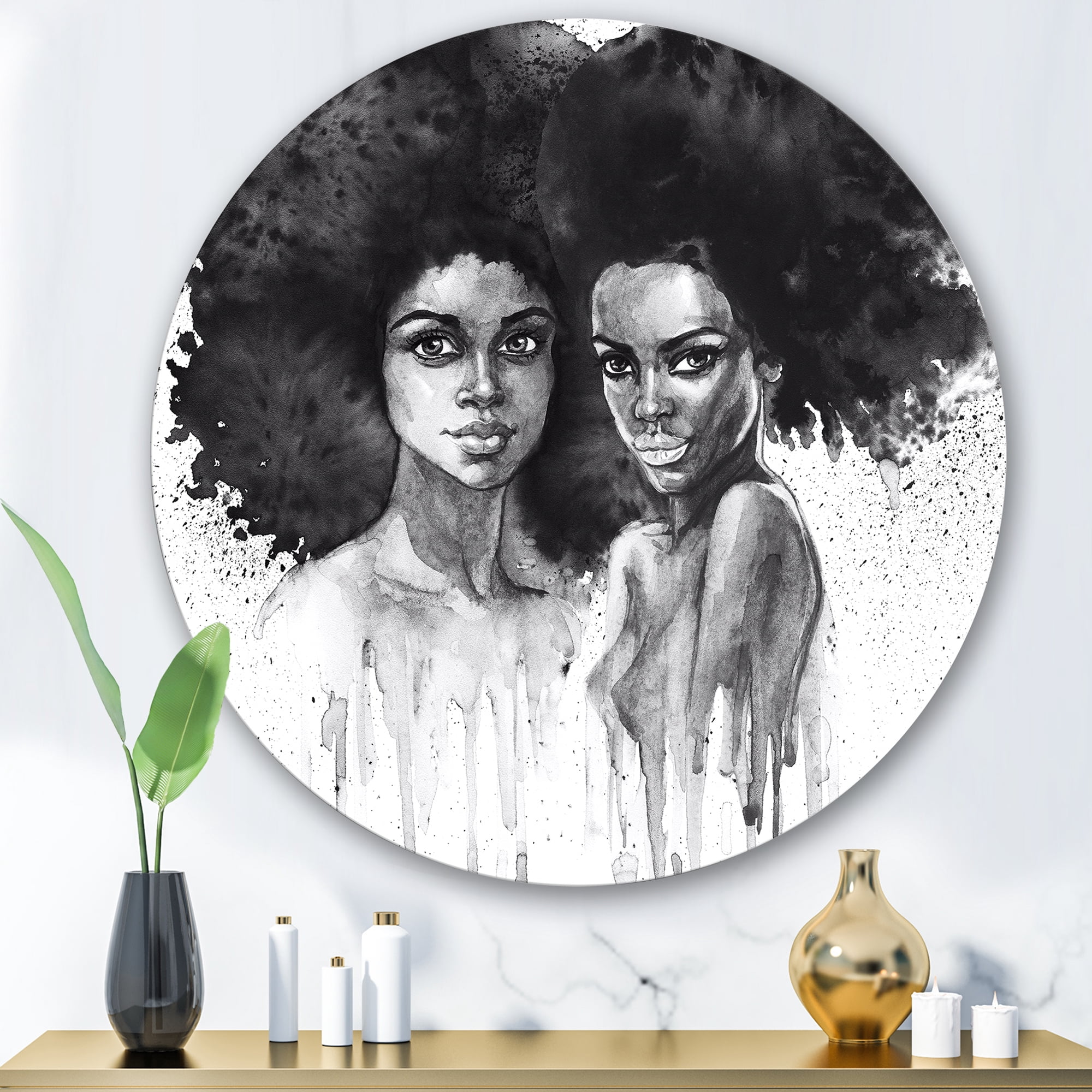 Designart 'Portrait of Afro American Woman XI' Modern Circle Metal Wall Art 36x36 - Disc of 36