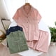 thumbnail image 2 of Pijamas de dos piezas para hombre, pantalones cortos de manga corta a cuadros, gasa de algodón 100%, conjunto de ropa de dormir simple para el hogar, novedad de verano, 2 of 4
