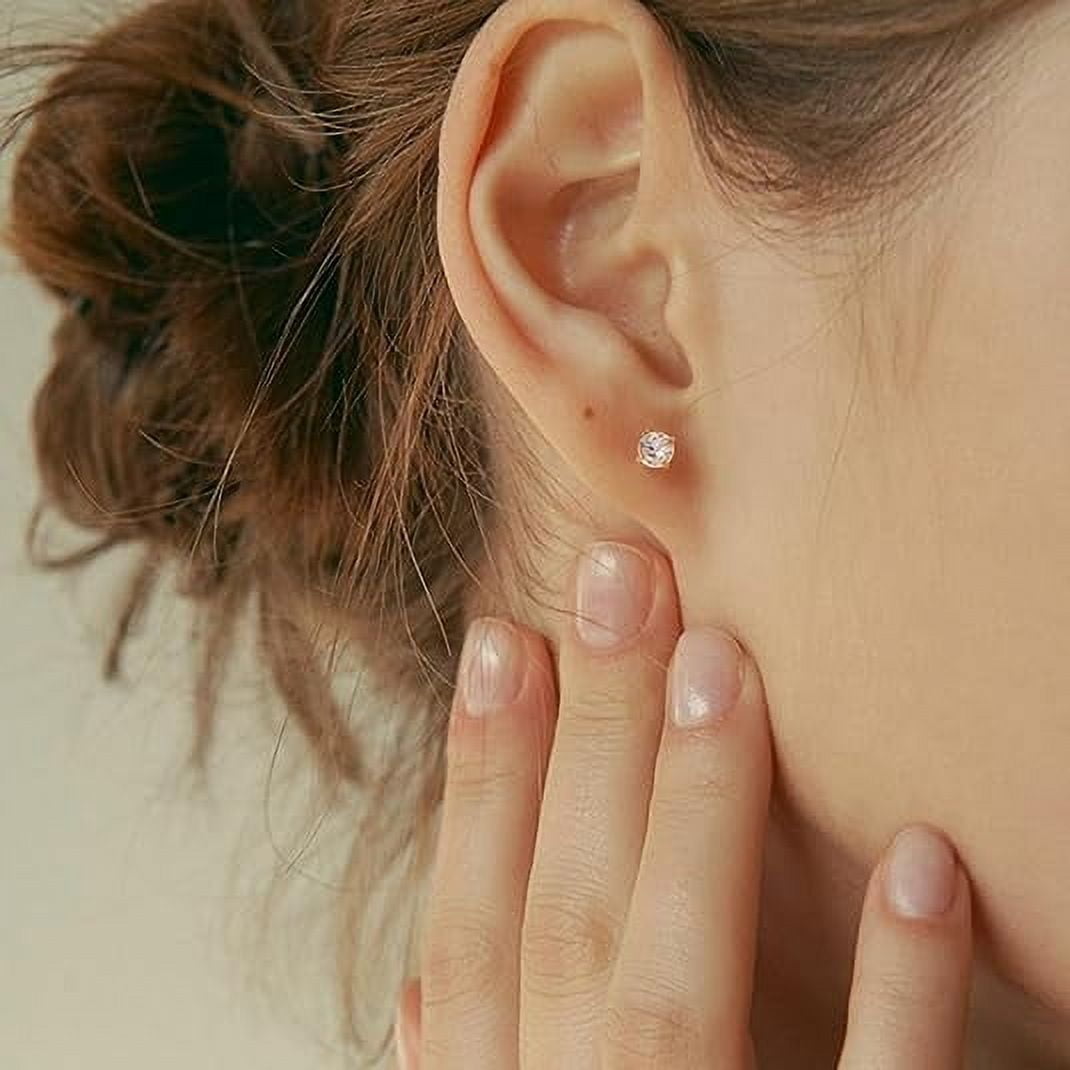 Xukmct 18 Pairs Studs Earrings 2mm Round Cubic Zirconia Earring Flatback 316L Stainless Steel Studs Earrings for Women Men, Gold