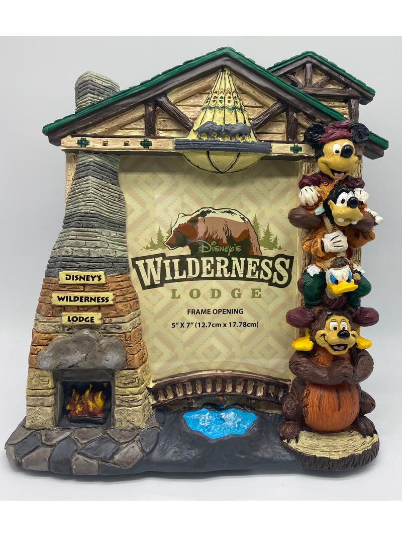 Disney Parks Wilderness Lodge Mickey & Friends Totem Pole Picture