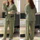 thumbnail image 4 of Conjunto de Pijamas de franela con forro polar para mujer, ropa de dormir cálida y gruesa de terciopelo, para invierno, novedad, 4 of 4