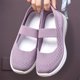 thumbnail image 1 of Zapatos para caminar de malla de mujeres Slip on Run Running Shoe Nurse Workse Works Anti-Slip para interiores al aire libre, 1 of 6