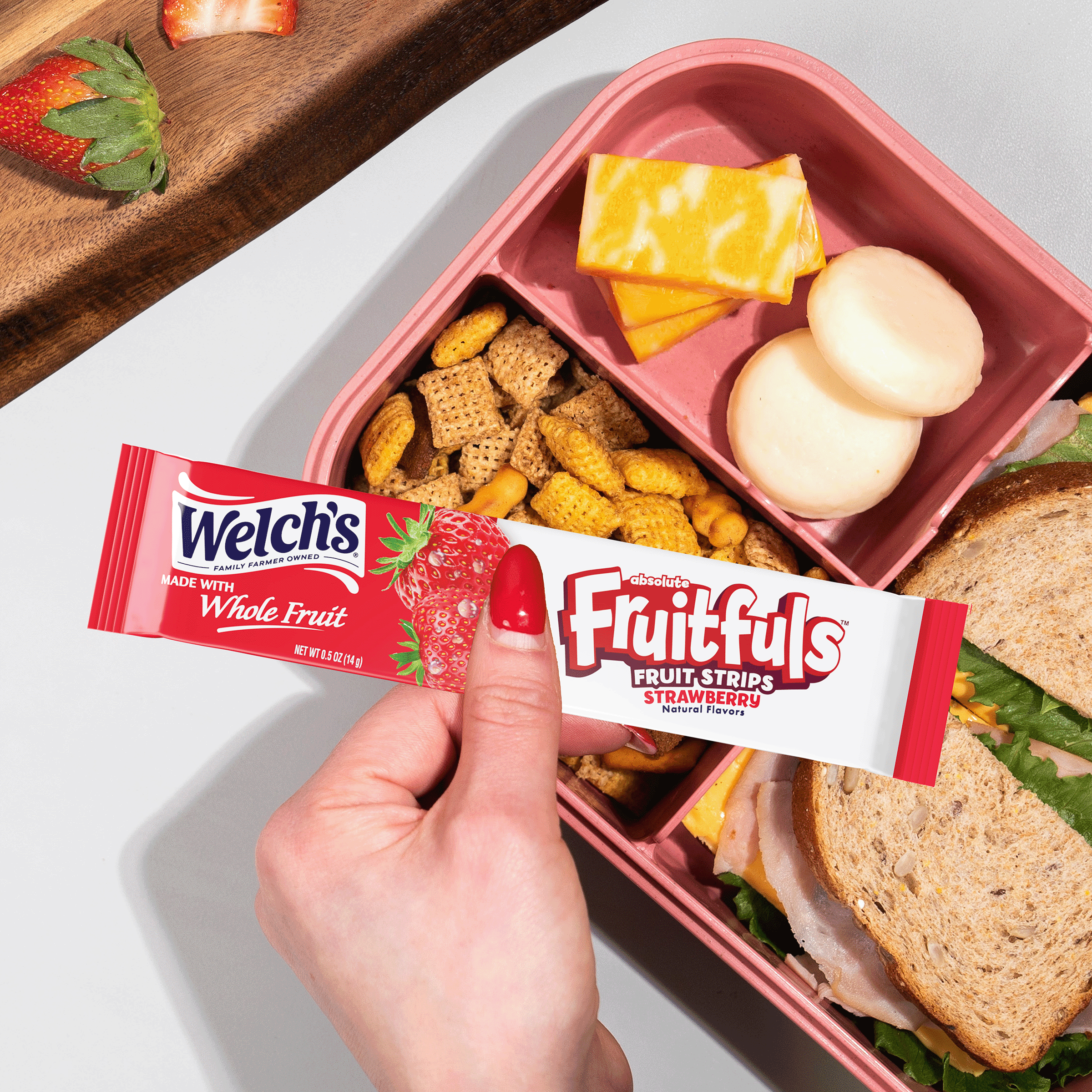 (3 pack) Welch's Fruitfuls Strawberry Soft Fruit Strips, .5 oz (10 pack)