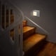 thumbnail image 4 of Paquete de 2 luces LED de noche enchufables, ultradelgadas, diseño fresco al tacto, ideal para dormitorio, baño, pasillo, escaleras o cualquier habitación oscura (blanco cálido) Xemadio 2034681-2, 4 of 9