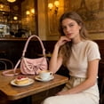 thumbnail image 1 of Bolso bandolera con lazo y correa ajustable para mujer, bolso de hombro de imitación cuero en negro blanco rosa para salidas diarias, 1 of 6
