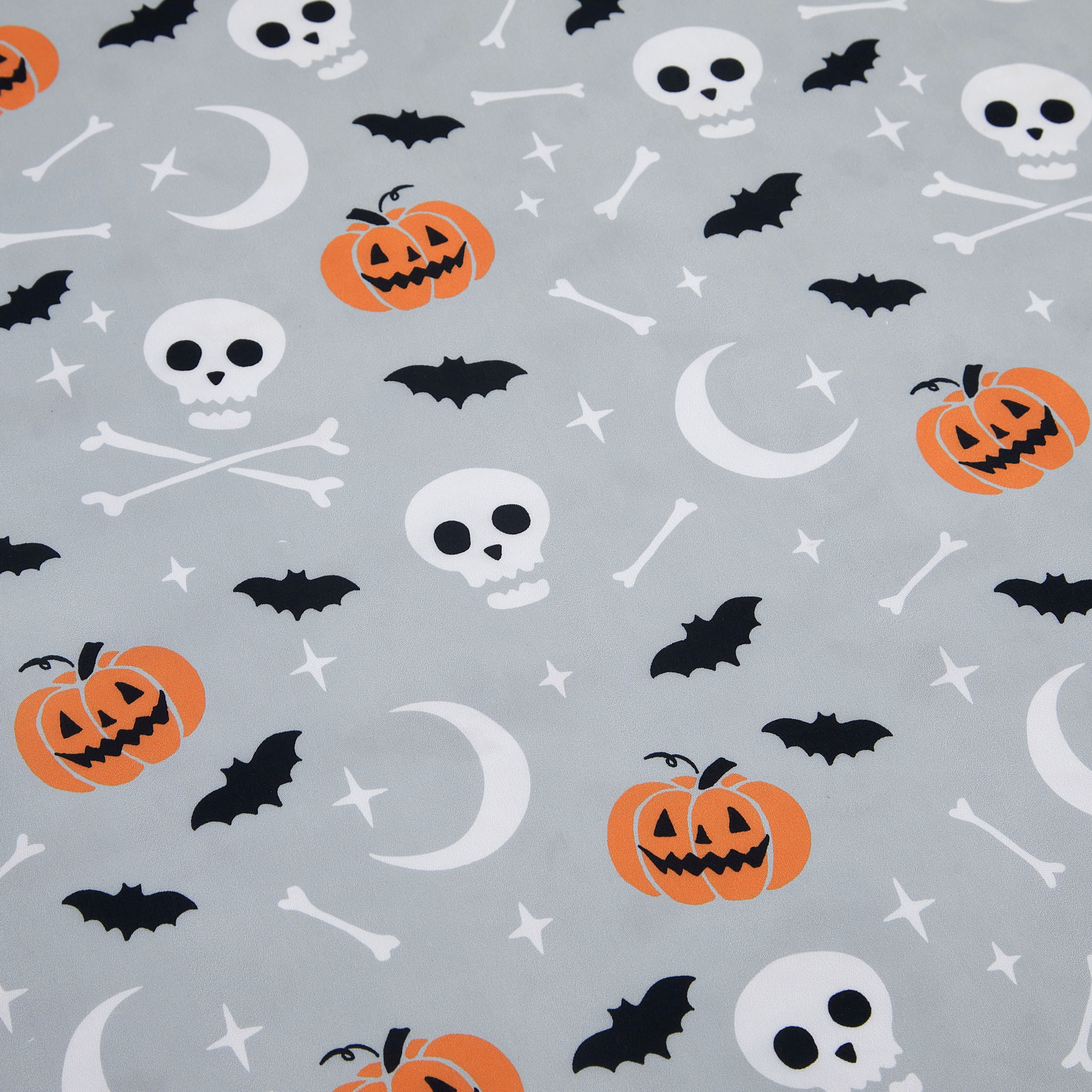 Way to Celebrate Skull & Bones 14-Piece Bath Set with Curtain, Bath Rug, and Hooks, 72" x 72" & 21" x 18"