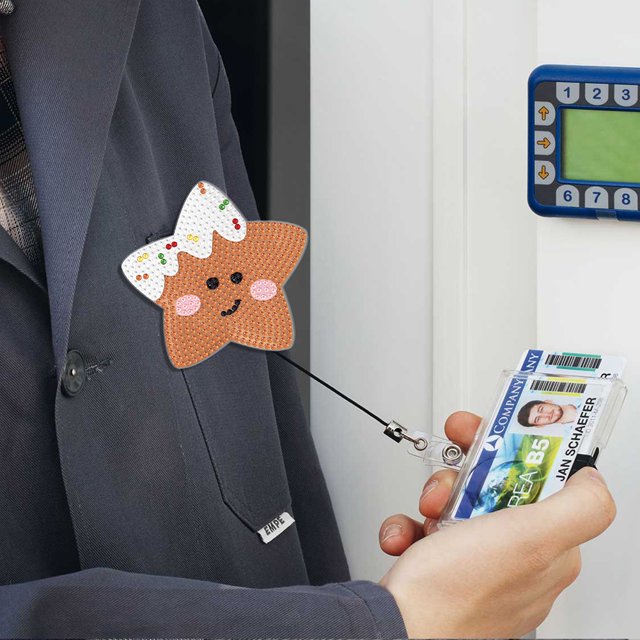 Cuadros Decorativos Cute Badge Clip Cartoon ID Card Holders Owl Badge Holder para Office Doctor Nurse DQrwqpou embutido en tela