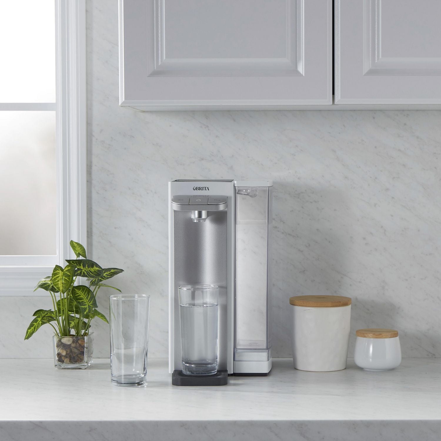 Brita Hub Instant Powerful Countertop Water Filtration 87340C